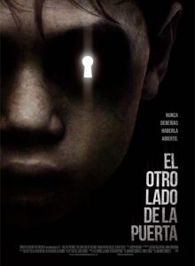 El otro lado de la puerta (2016)